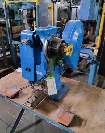 REMACHADORA MILFORD 63